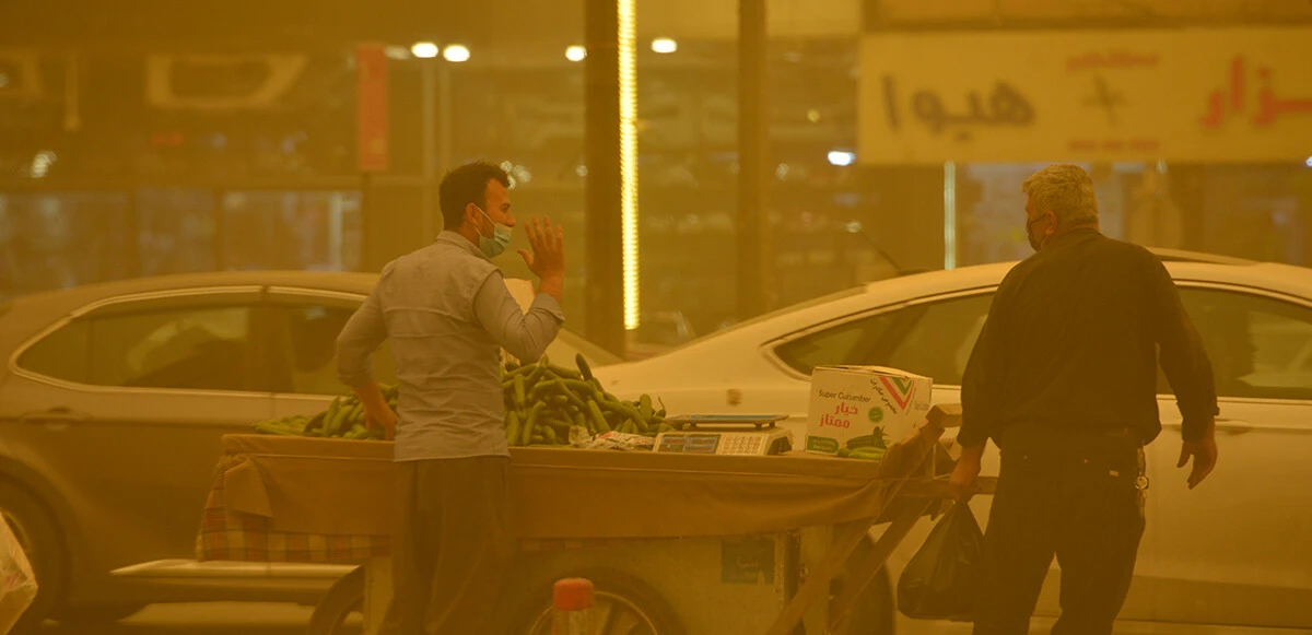 Kum fırtınası Kerkük'ü yuttu! 90 kişi boğulma tehlikesi geçirdi