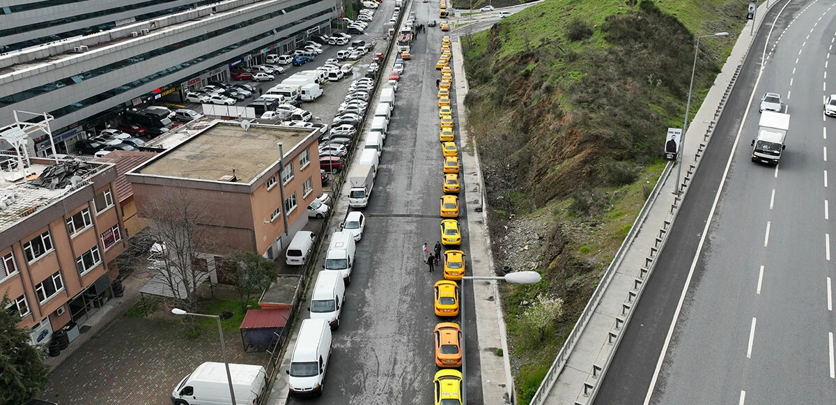 İstanbul taksiciler kuyruğa girdi! Zam sırası yine oluştu