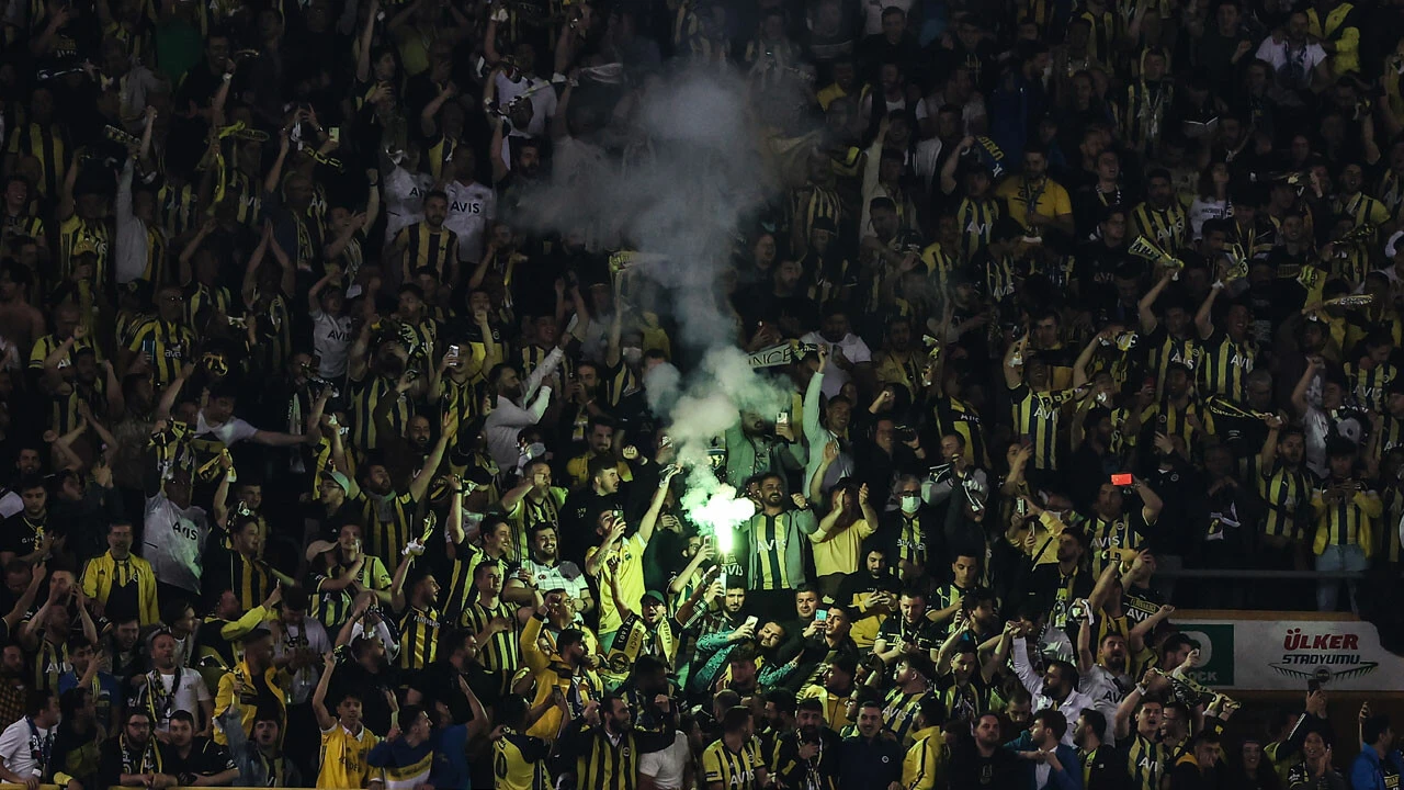 Dev derbide kazanan Kanarya! Maç sonucu: Fenerbahçe 2-0 Galatasaray