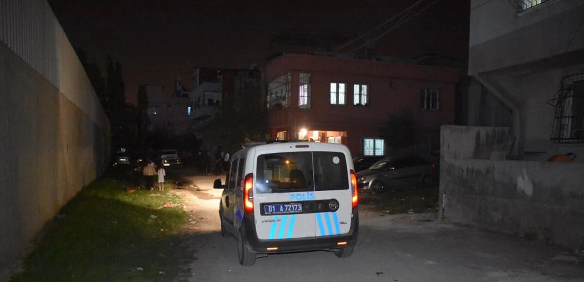 Boşanma aşamasındaki eşini defalarca bıçaklayarak öldürdü