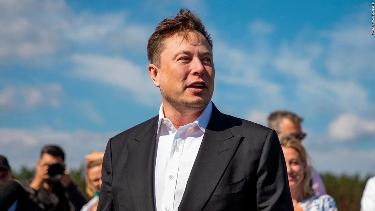 Elon Musk geri adım attı: Twitter yönetim kuruluna katılmıyor