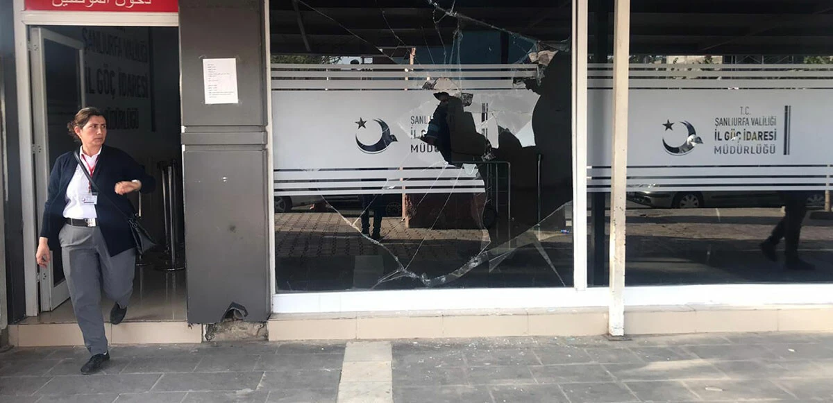 Şanlıurfa’da göçmen binasına taşlı saldırı: 2 güvenlik görevlisi yaralandı