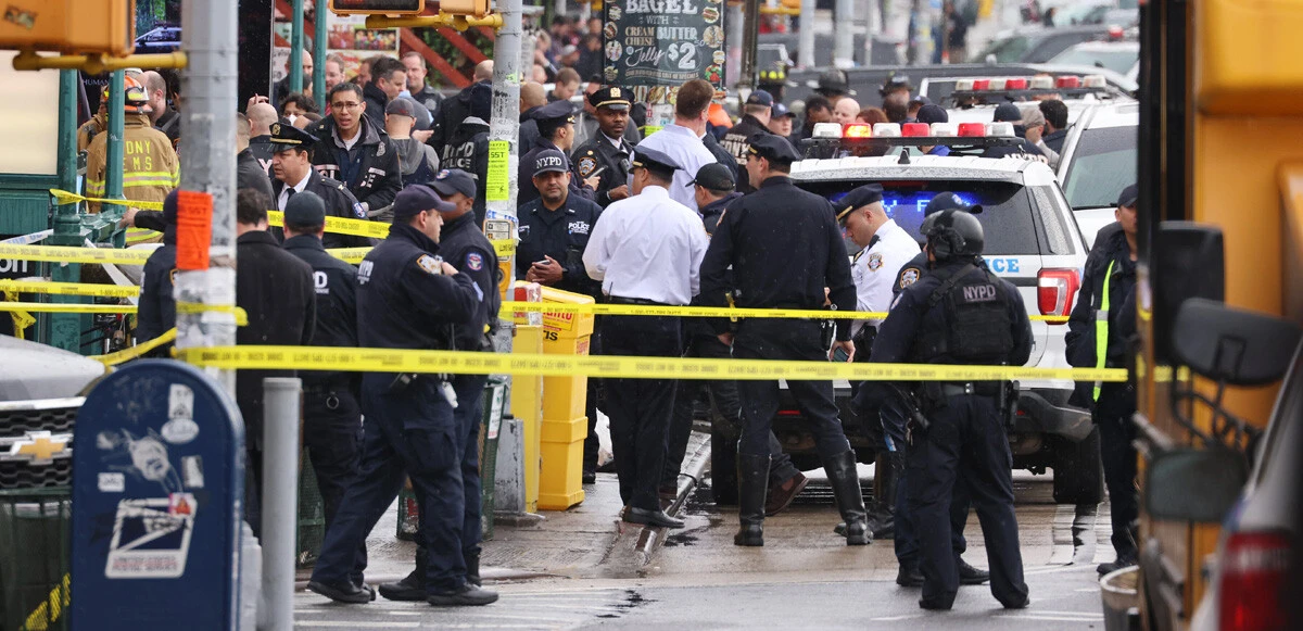 Son dakika! New York metrosuna ateş açıldı: Vurulanlar var