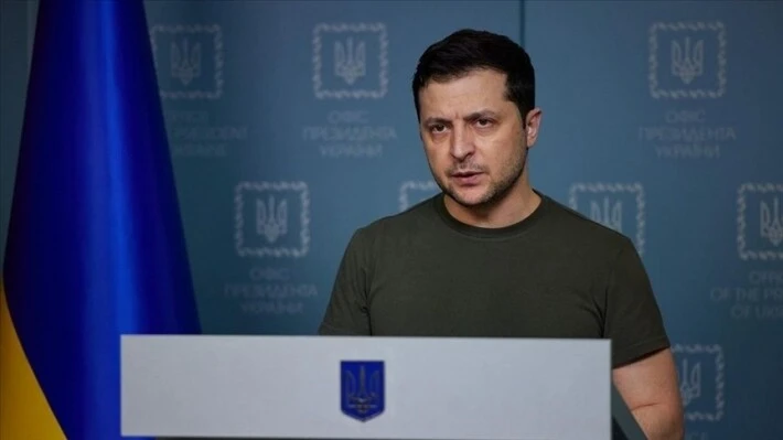 Zelenskiy: Rusya Mariupol'de kimyasal silah kullanacak