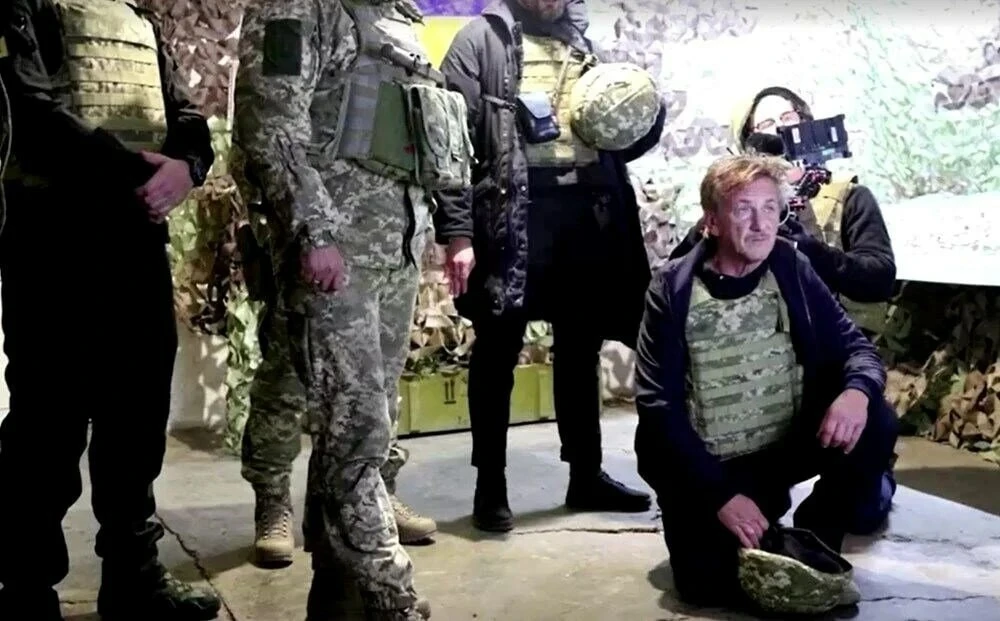 Hollywood yıldızı Sean Penn: Rusya'ya karşı savaşmak istiyorum