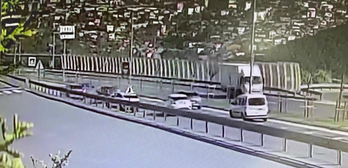 Beşiktaş'ın stoperi Francisco Montero trafik kazası geçirdi: Kaza anının görüntüleri ortaya çıktı