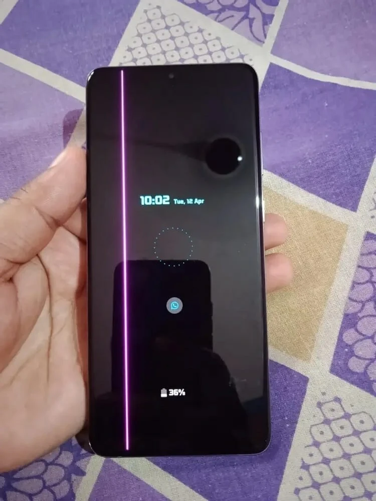 Samsung kullanıcıları, son güncelleme ile ekran sorunu yaşamaya başladı