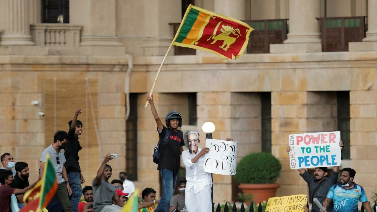 Sri Lanka tarihinin en büyük ekonomik krizi: Dışarıdaki vatandaşlarından para istedi