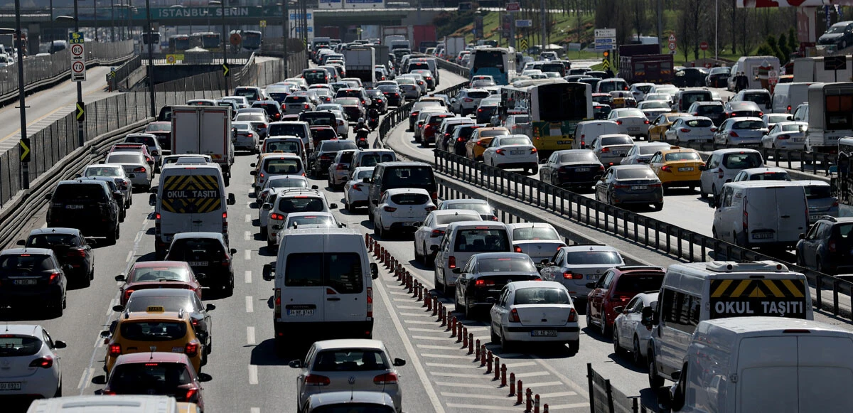 Araç sahiplerine kötü haber! Başlayacağı tarih belli oldu: Trafik sigortası primlerine zam geldi