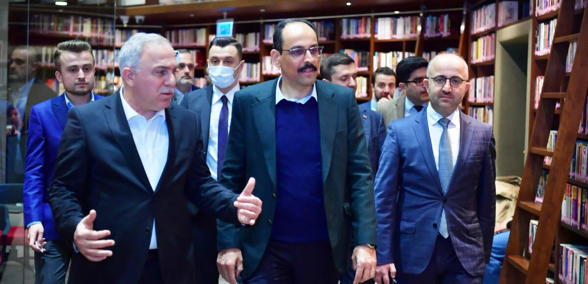 Cumhurbaşkanı Sözcüsü İbrahim Kalın gençlerle bir araya geldi