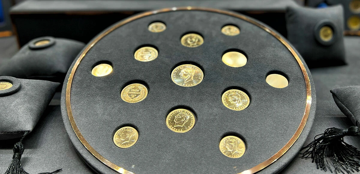 Ons altın yükselişe geçti: Kapalıçarşı esnafı gram altının yıl sonu fiyatını açıkladı