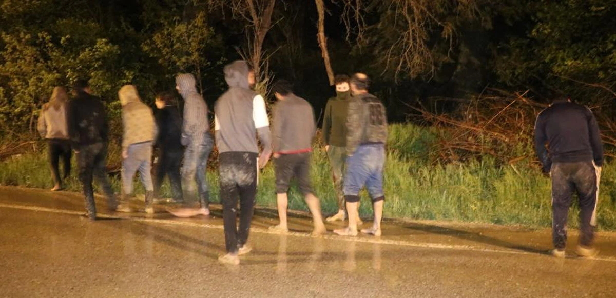Sınırda Yunan zulmü: Göçmenleri yalın ayak ölüme ittiler