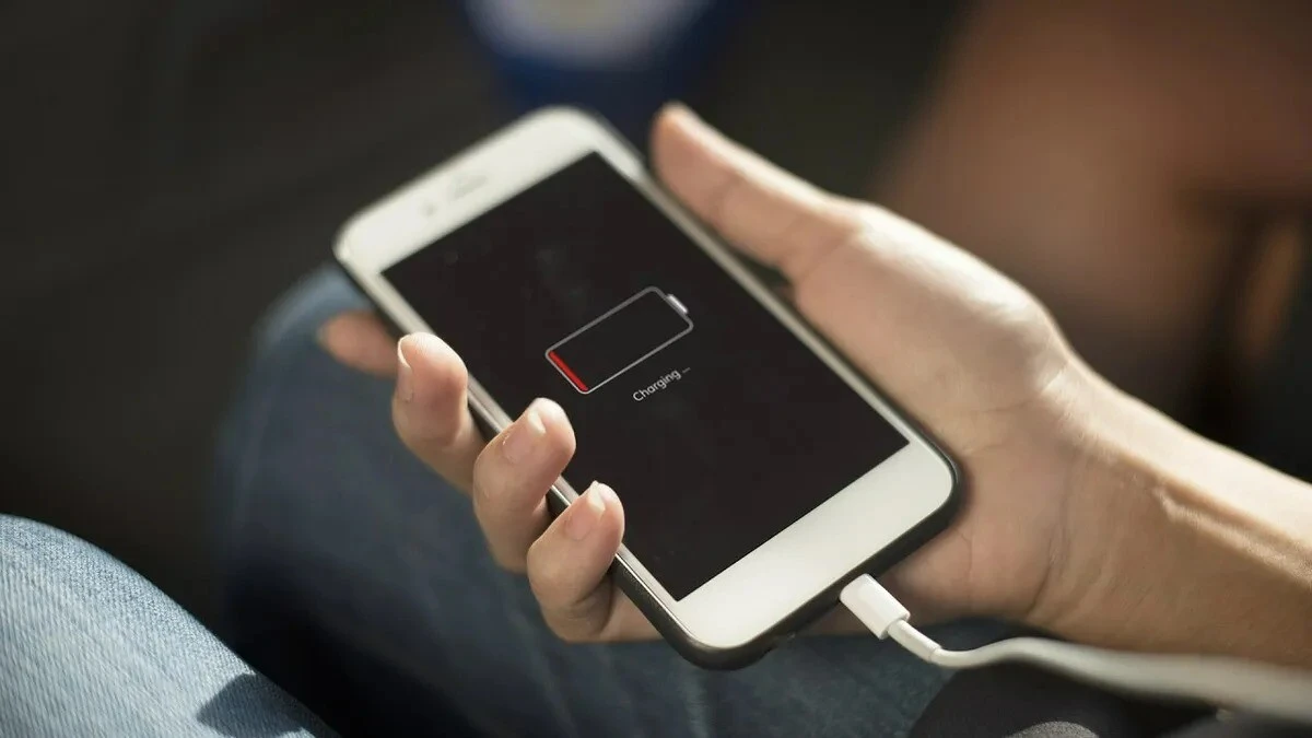 AB ülkelerinde tek tip şarja geçiliyor: Apple değişiklik yapmak zorunda kalacak