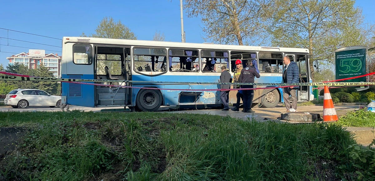 Son dakika! Gardiyanları taşıyan otobüste patlama: Şehit ve yaralılar var