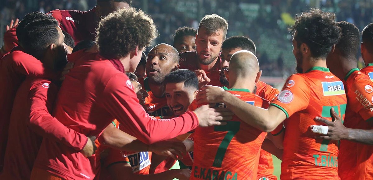 Sivasspor, Alanyaspor'u 2-1 mağlup etti!