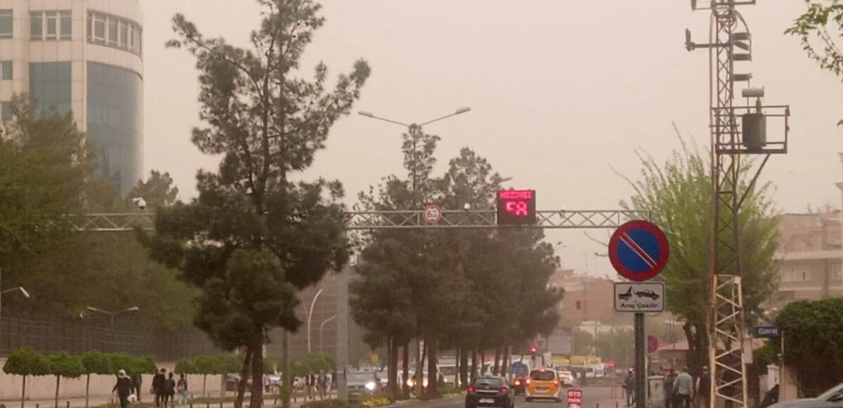 Toz bulutu Türkiye’yi esir aldı! Meteoroloji’den vatandaşa ‘Maske takın’ uyarısı
