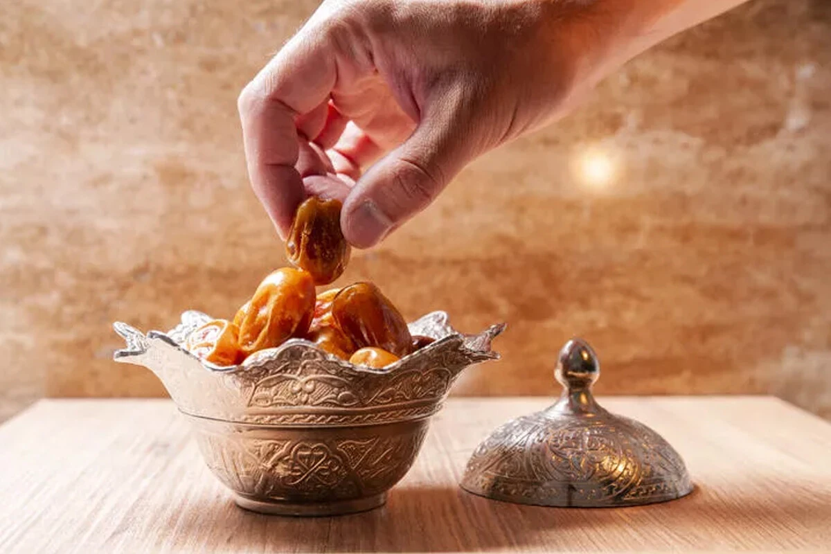 Bayramda oruç tutulur mu? Bayramda kaza orucu tutmak günah mı? Bayramda oruç tutulur mu? Bayramda kaza orucu tutmak günah mı?