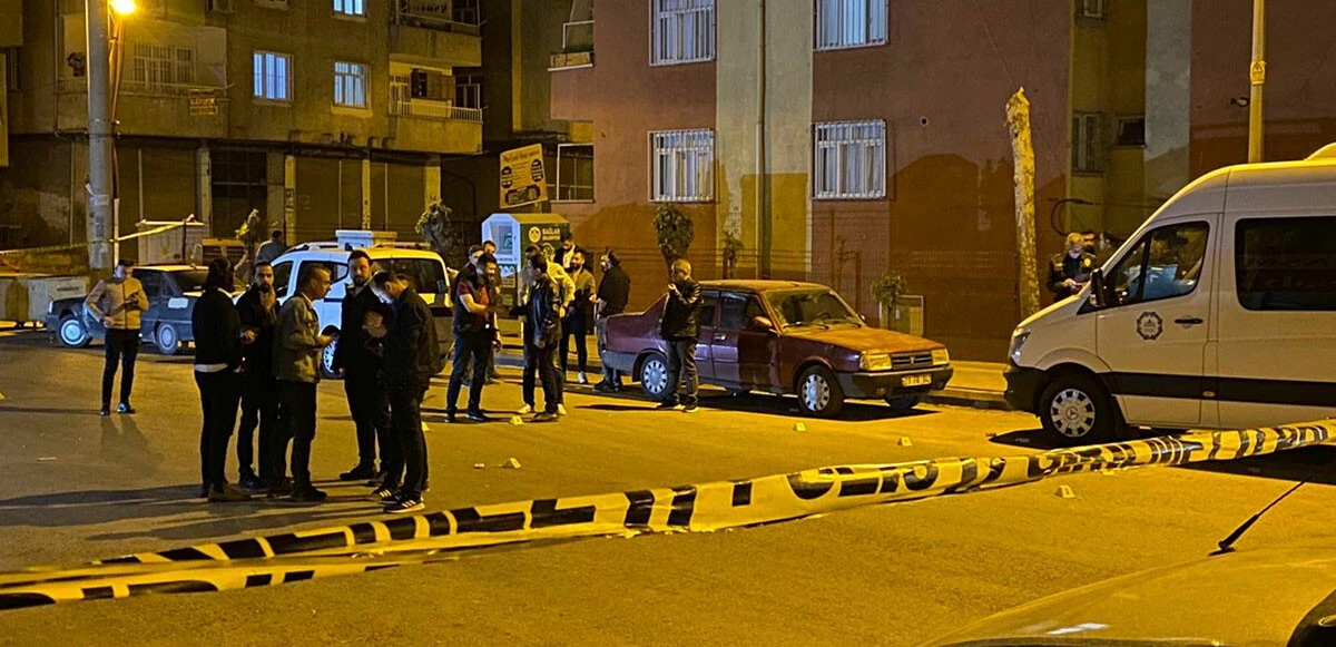 Diyarbakır'da bir grup arasında tartışma çıktı, baba ve oğlu yaralandı