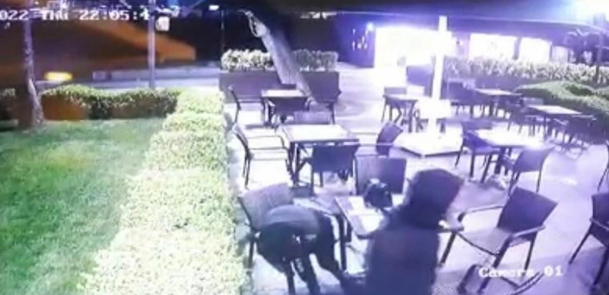 Kafede cinayet! Kafasına silah dayayıp karısını öldürdü