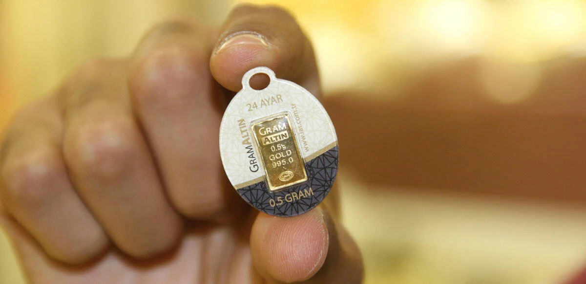 Doların ‘psikolojisi’ bozulacak! Gram altında yeni zirve! Ünlü ekonomist kritik tarihi açıkladı