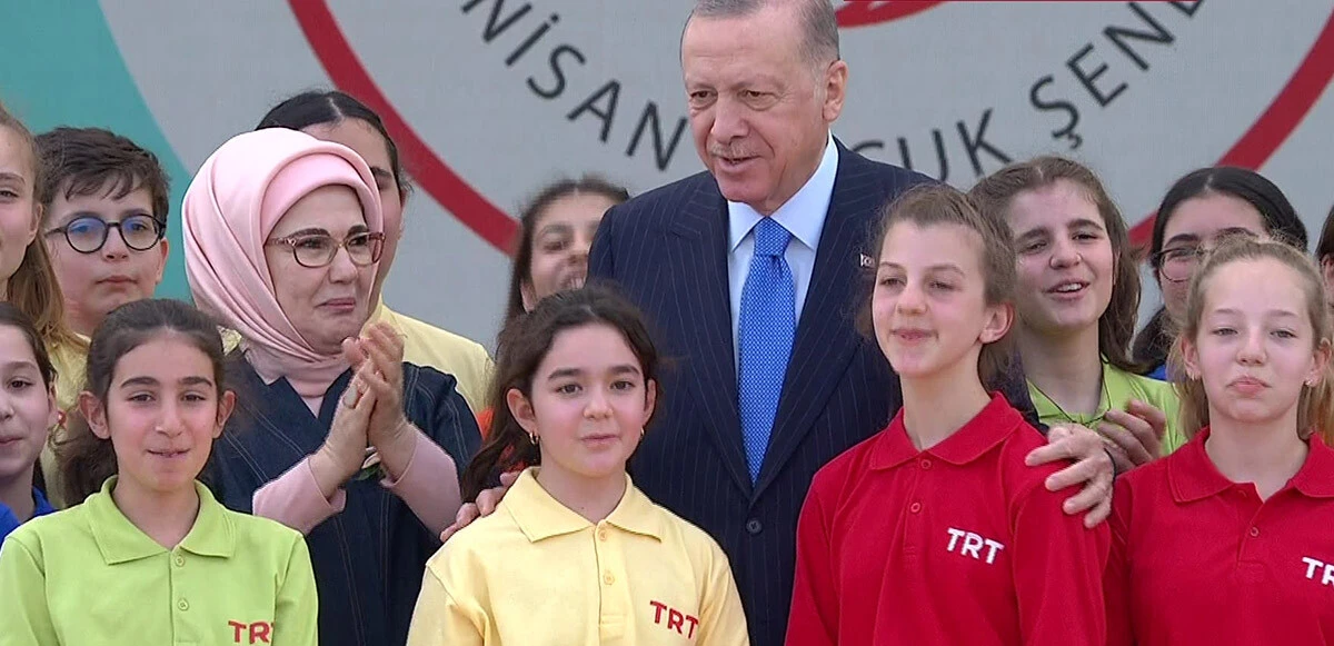 Son dakika! Cumhurbaşkanı Erdoğan'dan 23 Nisan mesajı: Dünyayı çocuklara verelim