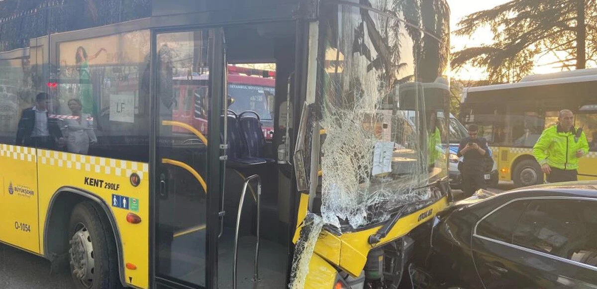 Son dakika! İETT otobüsü 15 araca çarptı: Çok sayıda yaralı var