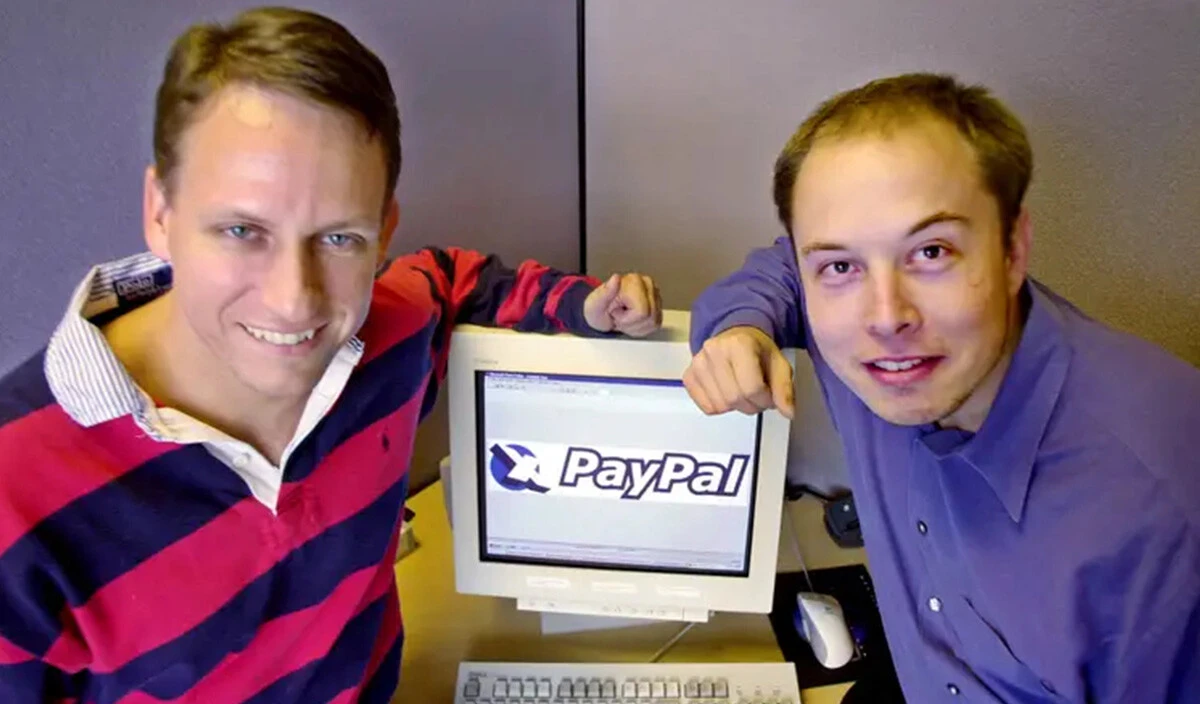 Yüzyılın en büyük girişimcisi Elon Musk: Manşetlerden düşmeyen hayat hikayesi