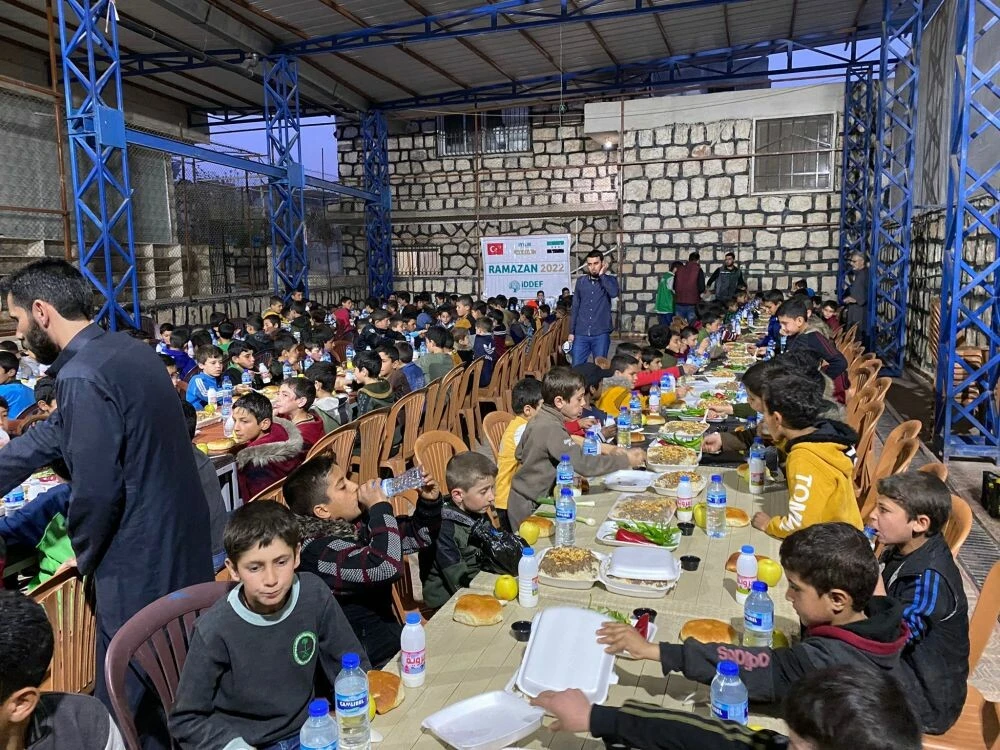 İDDEF, İdlib'deki yetimleri unutmuyor