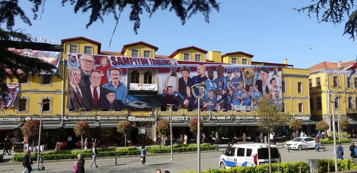 Trabzon’a şampiyonluk akını: Biletler tüketendi, oteller doldu taştı