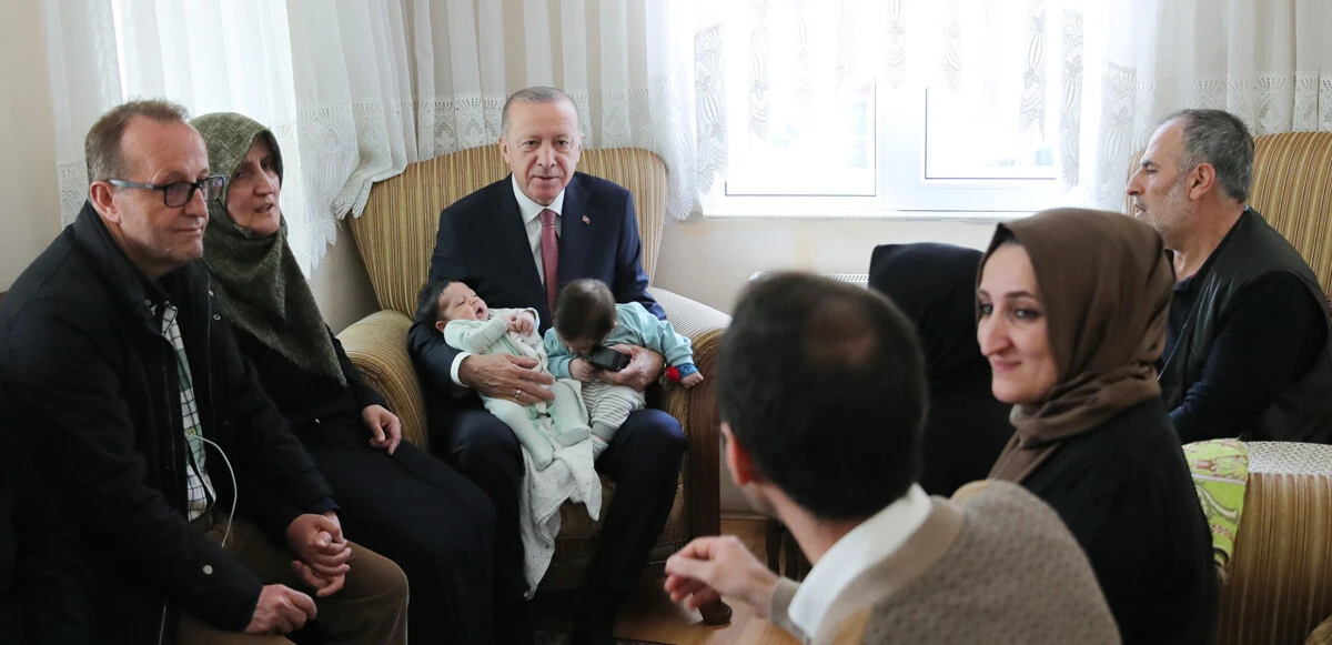 Cumhurbaşkanı Erdoğan'dan aile hekimi Polat'ın ailesine taziye ziyareti