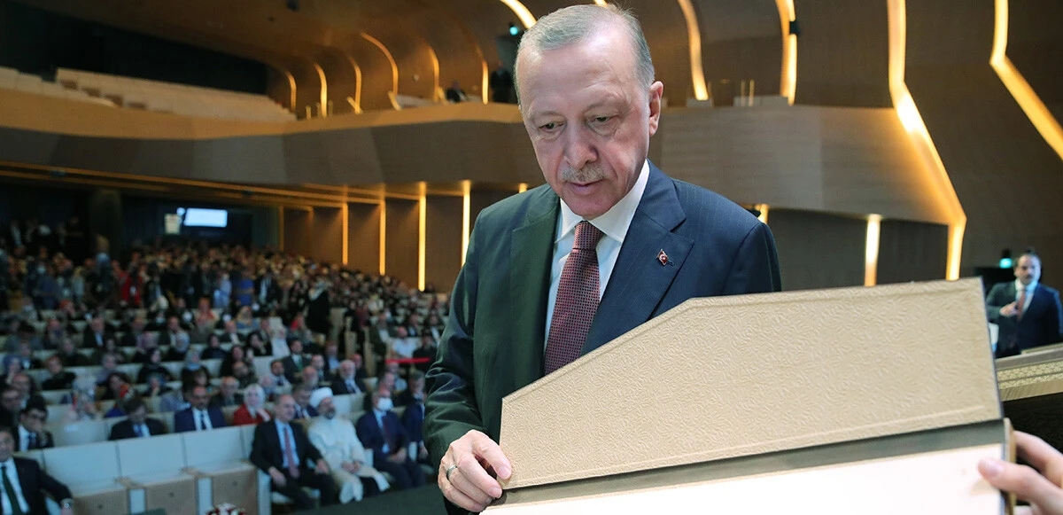 Cumhurbaşkanı Erdoğan: Haysiyetimize saldıranlara eyvallah edecek değiliz