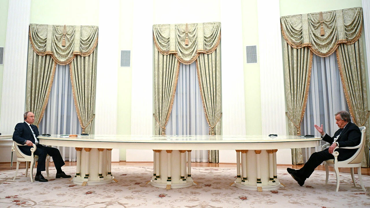 Putin'den barışa yeşil ışık: Ukrayna ile görüşmeler için olumlu konuştu