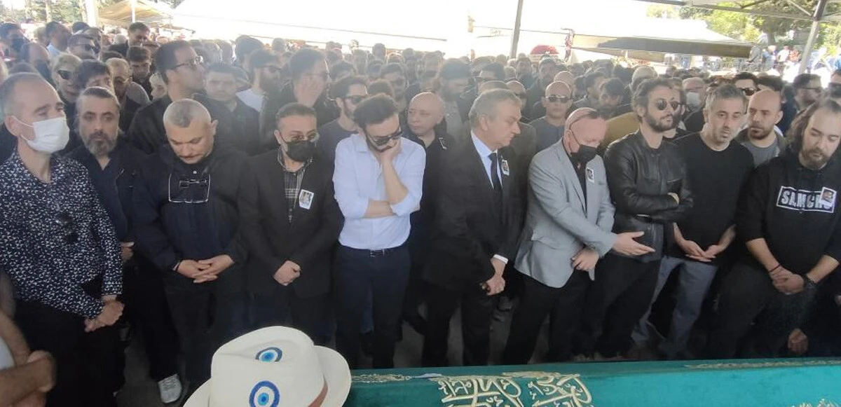 Ünlü Rapçi Beta’ya hüzünlünü veda: Tabutunun üstüne şapkasını koydular