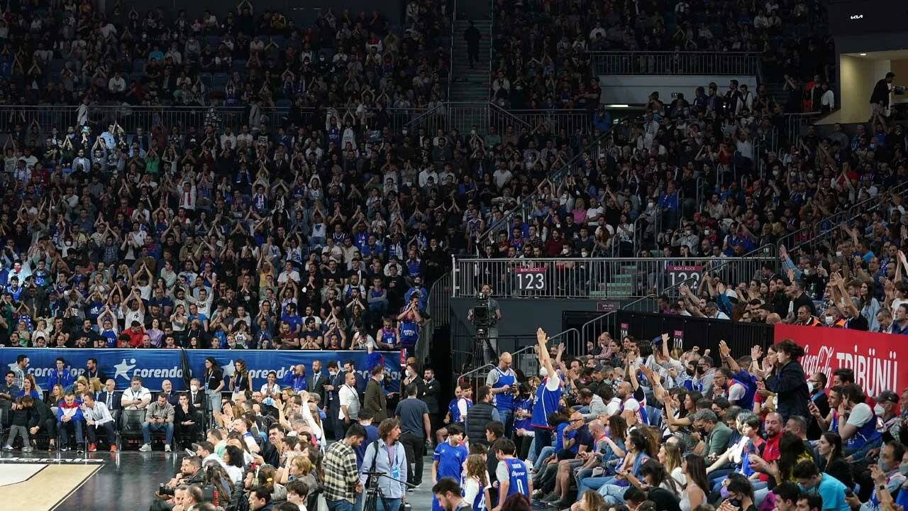 Anadolu Efes, üst üste 3. kez THY Euroleague’de Final-Four’da
