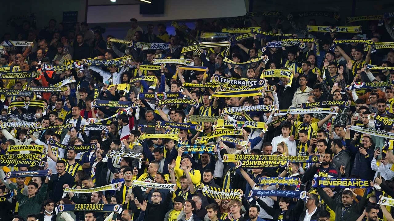 Kanarya serisini sürdürdü! Maç sonucu: Fenerbahçe 3-2 Gaziantep FK
