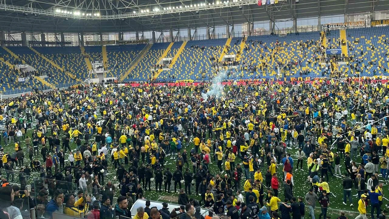 MKE Ankaragücü tekrar Süper Lig'de!