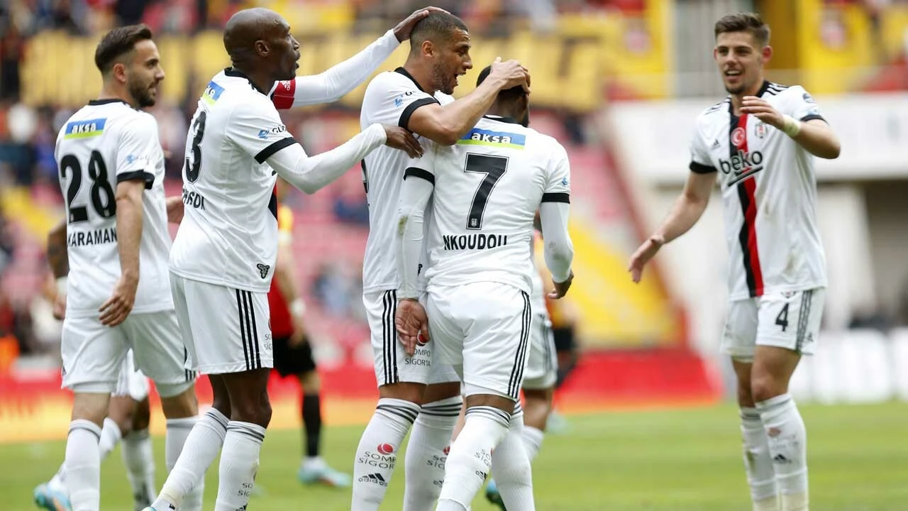 Kartal deplasmanda kazandı! Maç sonucu: Kayserispor 2-3 Beşiktaş