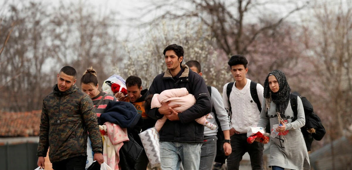 Suriyelilere ‘eve dönüş’ fonu! Maddi destek sağlanacak: Yol parası, evlerinin tamiri, yeni ev...