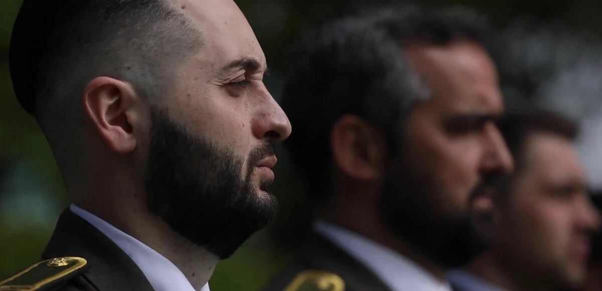 Ukrayna ordusu Salavat-ı Şerif okuyarak bayramı kutladı