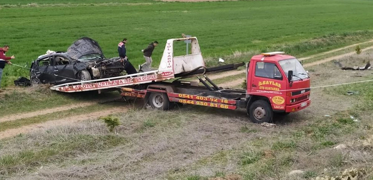 Nişana giden aile kaza yaptı: 1 ölü, 6 yaralı