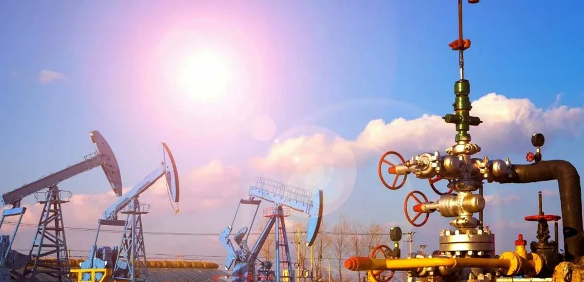 Rusya'da üretim düşüyor, AB ambargosu devreye giriyor: Brent petrol fiyatları yine uçacak