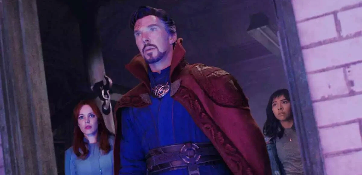 Doctor Strange Çoklu Evren Çılgınlığında filmi vizyona girdi: Evrenler karıştı