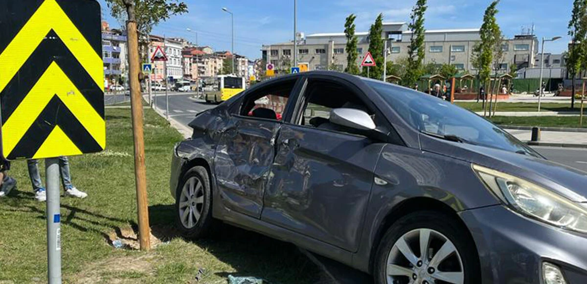 İETT otobüsü ile otomobil çarpıştı