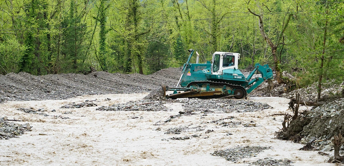 Kastamonu’da sel felaketi! 15 köprü zarar gördü