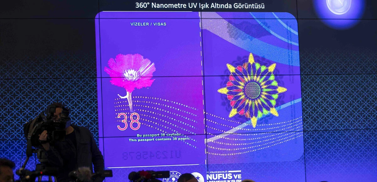 Bakan Soylu duyurdu: Sürücü belgelerinde 'Türkiye' yazacak