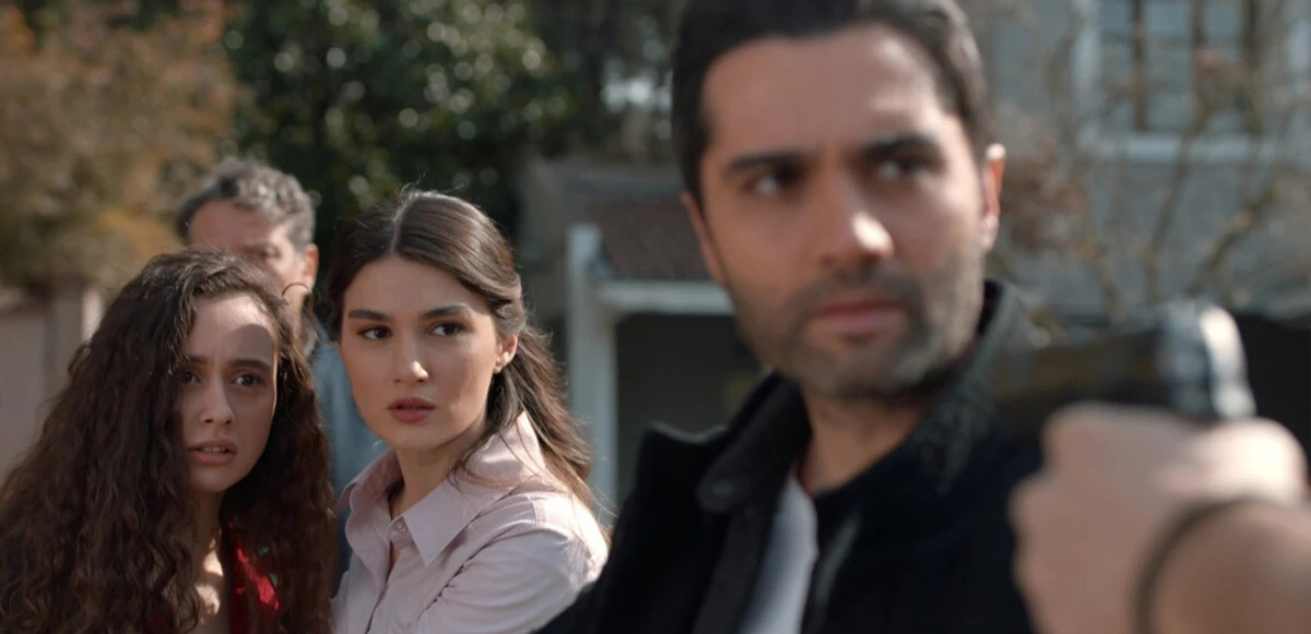 Peş peşe final kararı: Bir Zamanlar Çukurova ve Adı Sevgi ekranlara veda ediyor