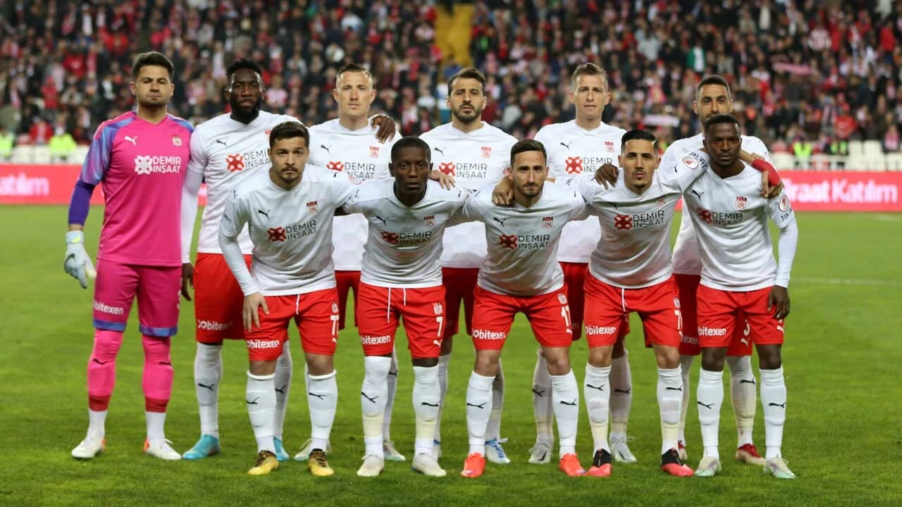 Ziraat Türkiye Kupası'nda finalistler belli oldu: Kayserispor-Sivasspor...
