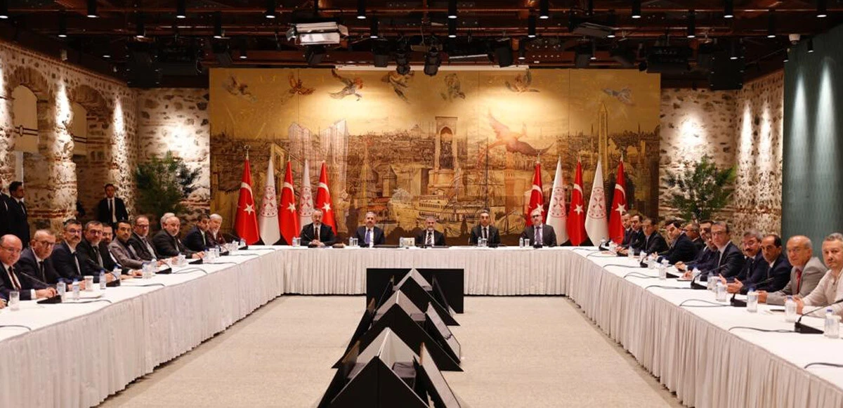 Bakan Nebati'den <a href=