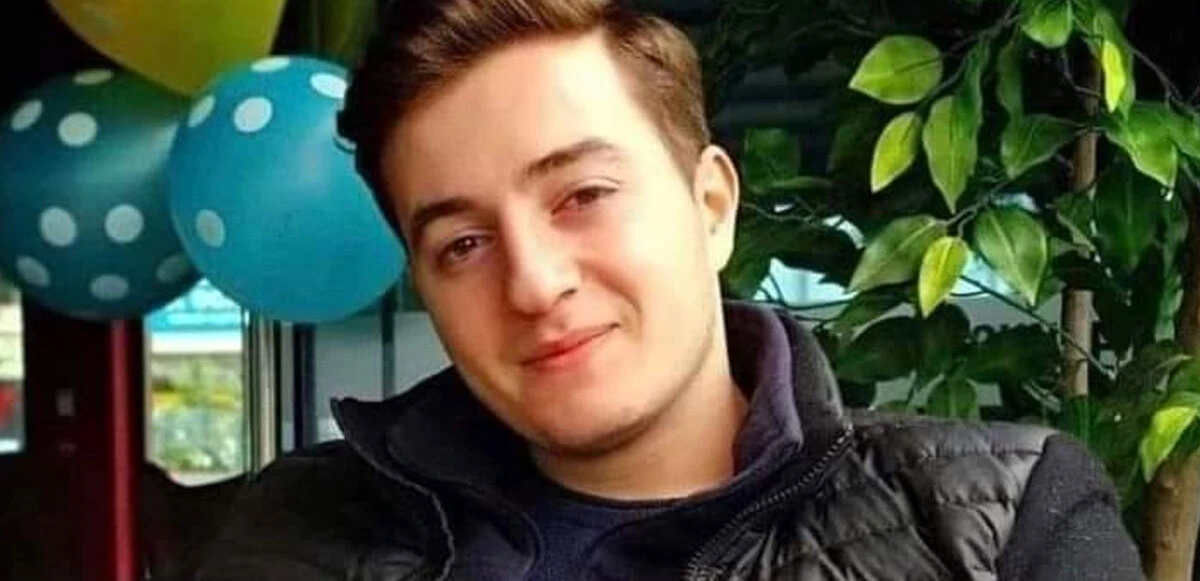 İstanbul'da kazada şehit olan polis gözyaşlarıyla uğurlandı