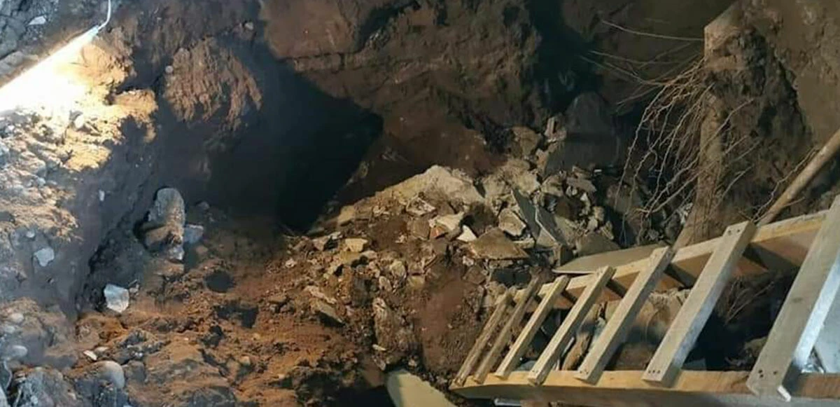 Film gibi olay! Evindeki kanepede uyurken tünele düştü